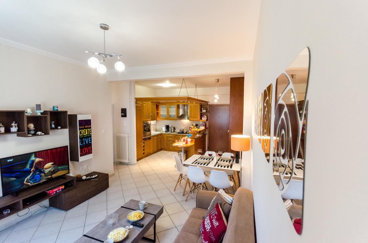 Pisces - City Center Apartment Athena Bagian luar foto