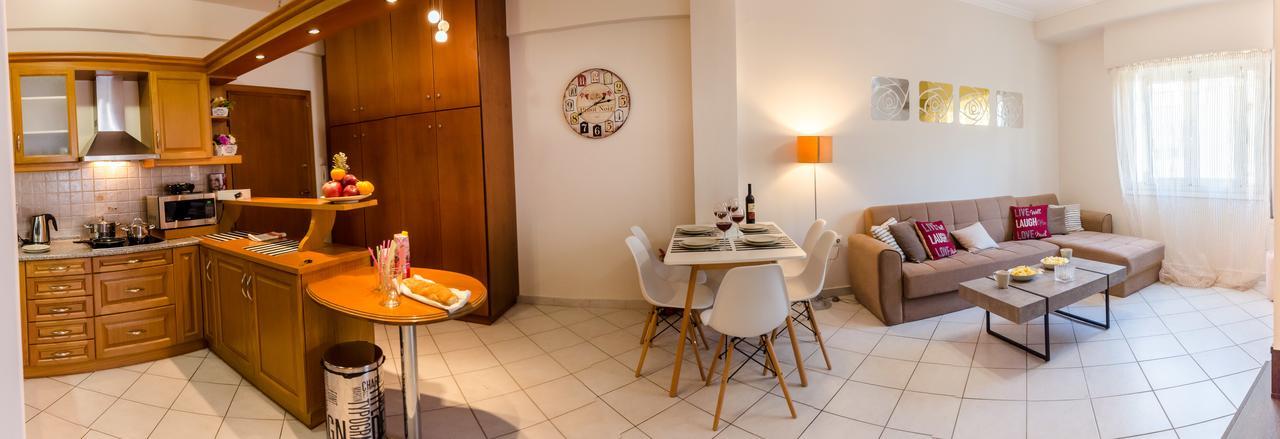 Pisces - City Center Apartment Athena Bagian luar foto