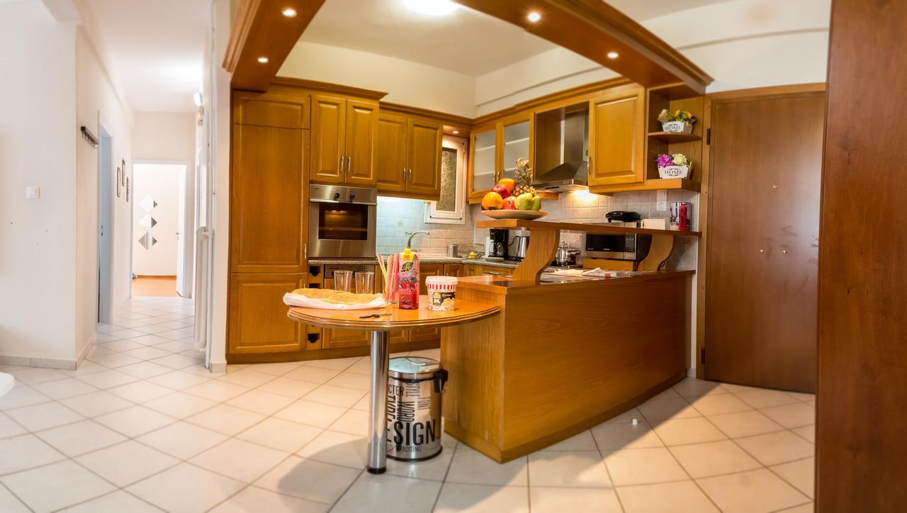 Pisces - City Center Apartment Athena Bagian luar foto